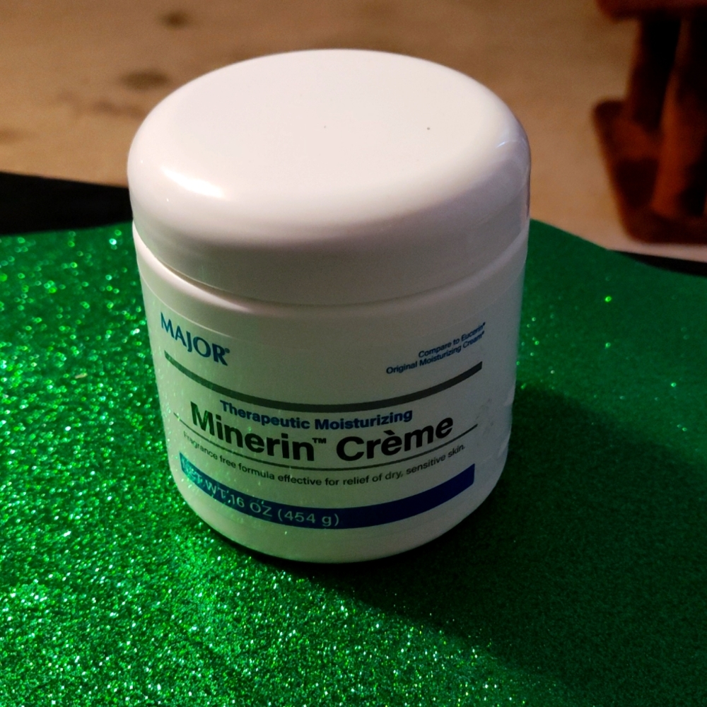 Therapeutic Moisturizing Minerin Creme